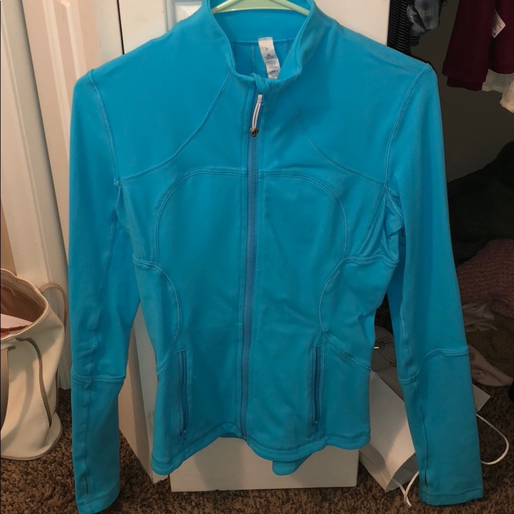 Lululemon jacket 💙